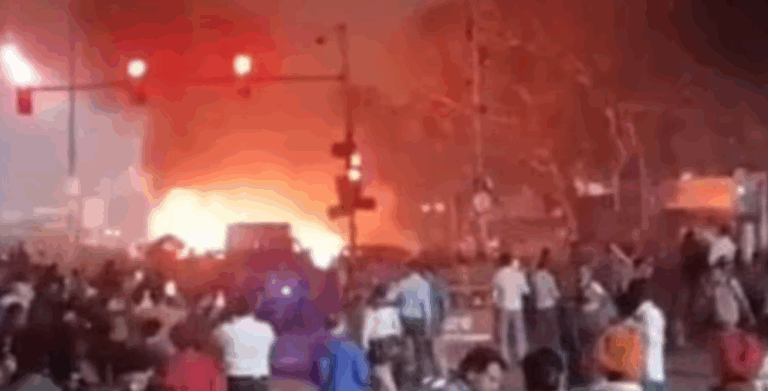 Deadly Blast Near Delhi’s Red Fort Sends Shockwaves Across the Nation
